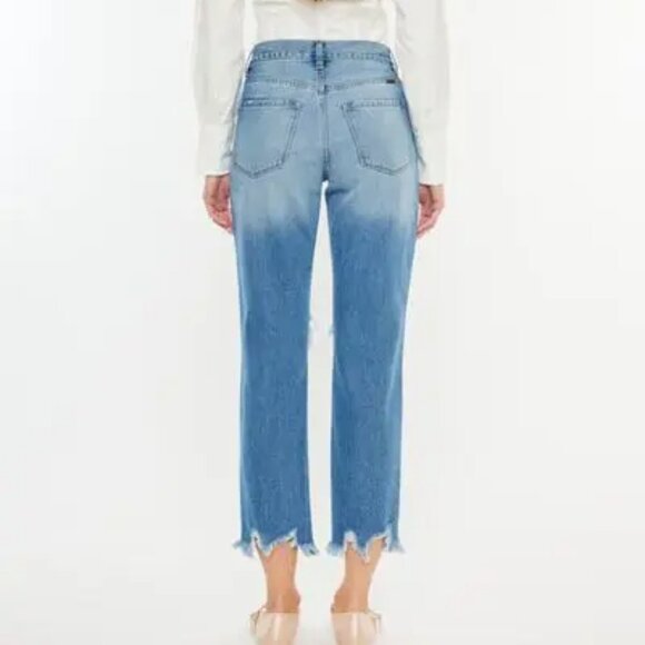 Kancan Distressed Frayed Hem Cropped Jeans - Picture 2 of 3